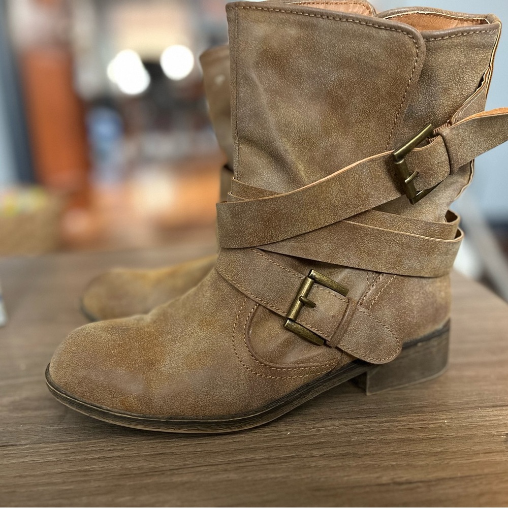 Madden Girl Boots